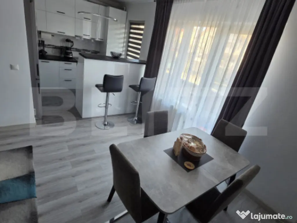 Apartament cu 3 cam, 78 mp, cu 2 bai, 2 balcoane si 2 parcar