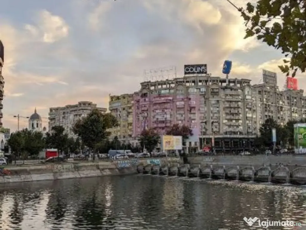 Vanzare apartament de 4 camere in zona bd Unirii-Casa Pop... 