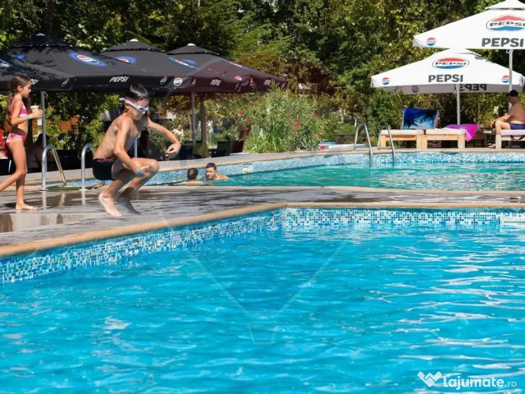 DE VANZARE Complex Hotelier Constanta | Mamaia | Plaja | ... 