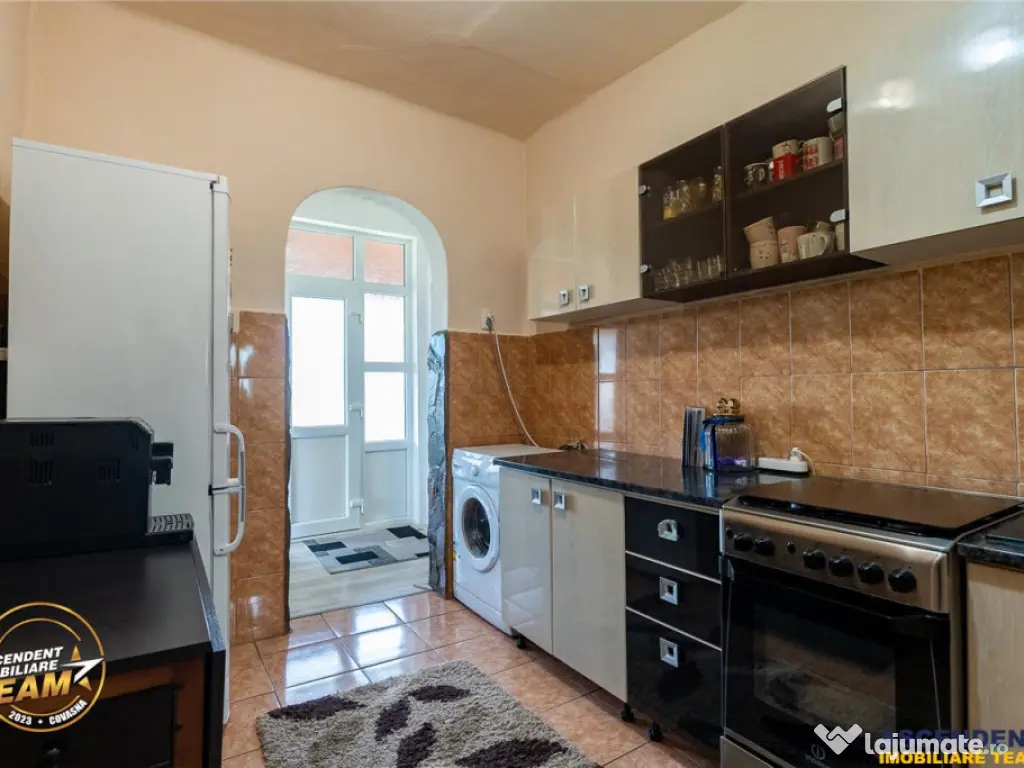 FILM! Casa individuala,cu 4 camere,1.200mp teren,priveliste 