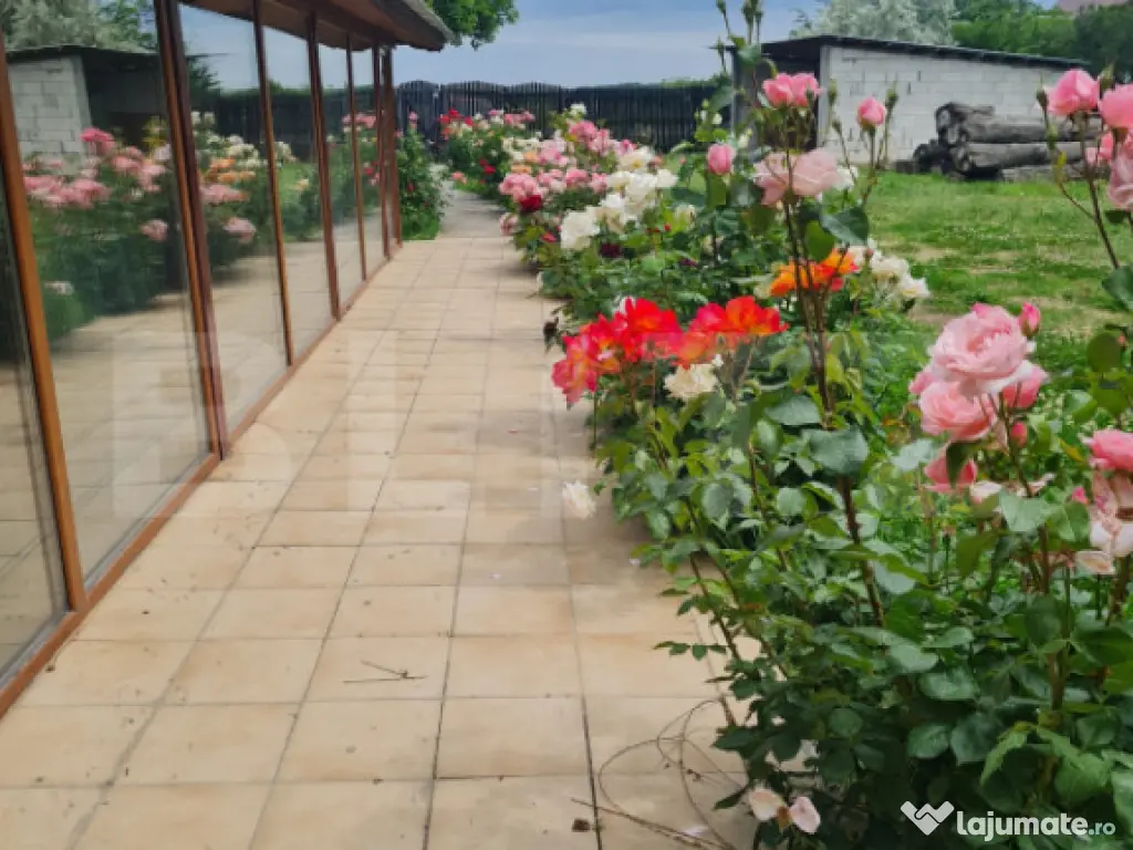 Casuta de vanzare, 149 mp utili, teren 1700 mp, Targoviste-z