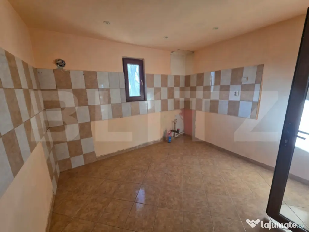 Casuta de vanzare, 149 mp utili, teren 1700 mp, Targoviste-z