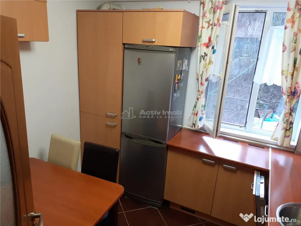 RESITA, CHIRIE, 3 CAM., MOBILAT UTILAT MODERN, MOROASA