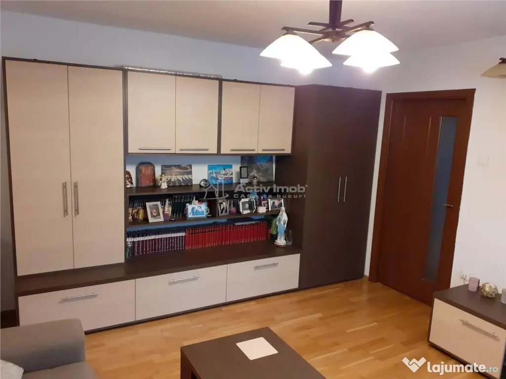 RESITA, CHIRIE, 3 CAM., MOBILAT UTILAT MODERN, MOROASA