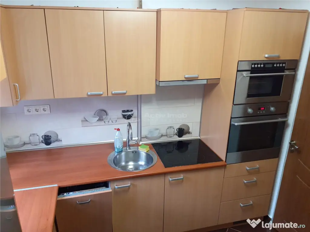 RESITA, CHIRIE, 3 CAM., MOBILAT UTILAT MODERN, MOROASA