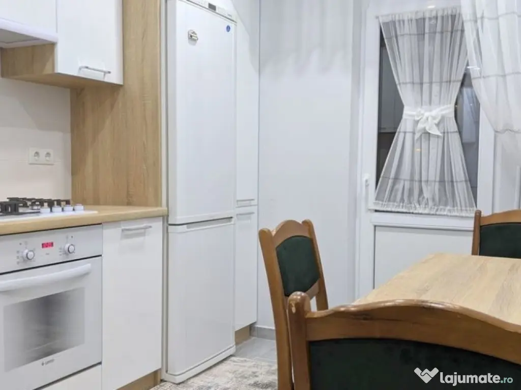 Garsoniera zona Titan