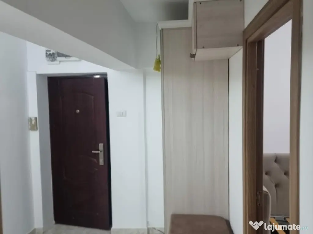 Apartament cu 2 camere decomandate zona Burdujeni
