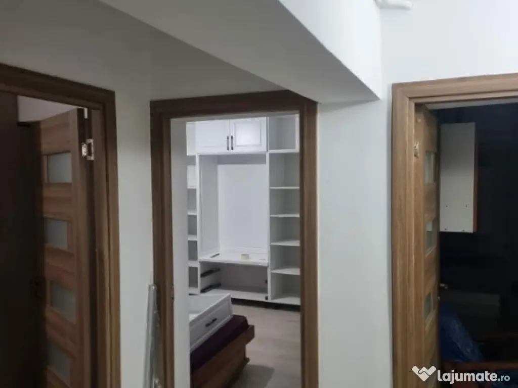 Apartament cu 2 camere decomandate zona Burdujeni