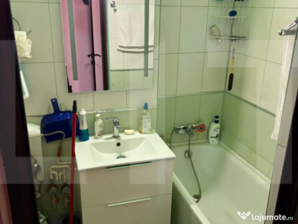 De vanzare - apartament 3 camere – Giulești