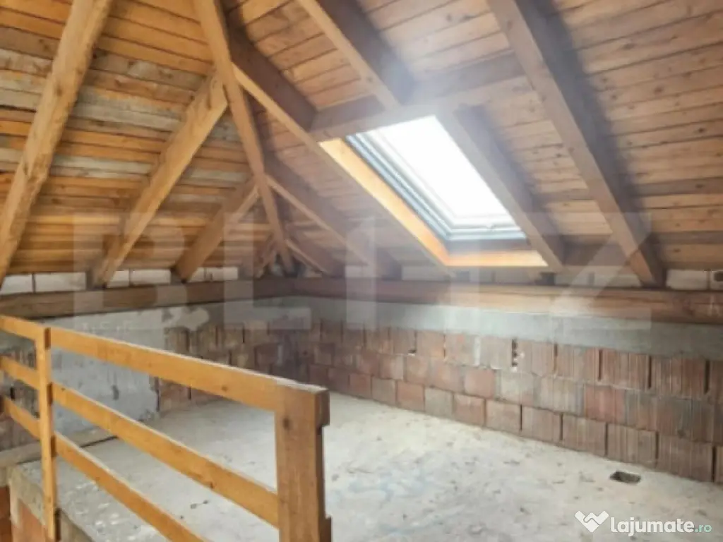 Casă de vânzare 400mp– Halmeu | teren generos de 27 arii