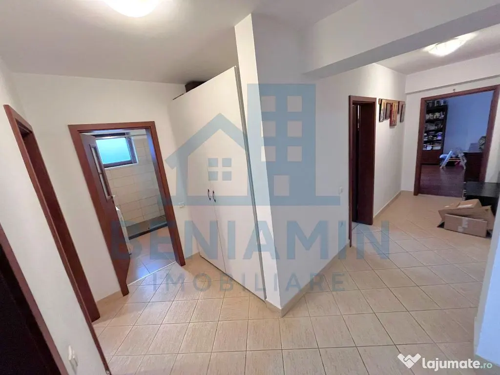 Apartament 3 camere decomandat etaj 1 an 2009 centrala pa...