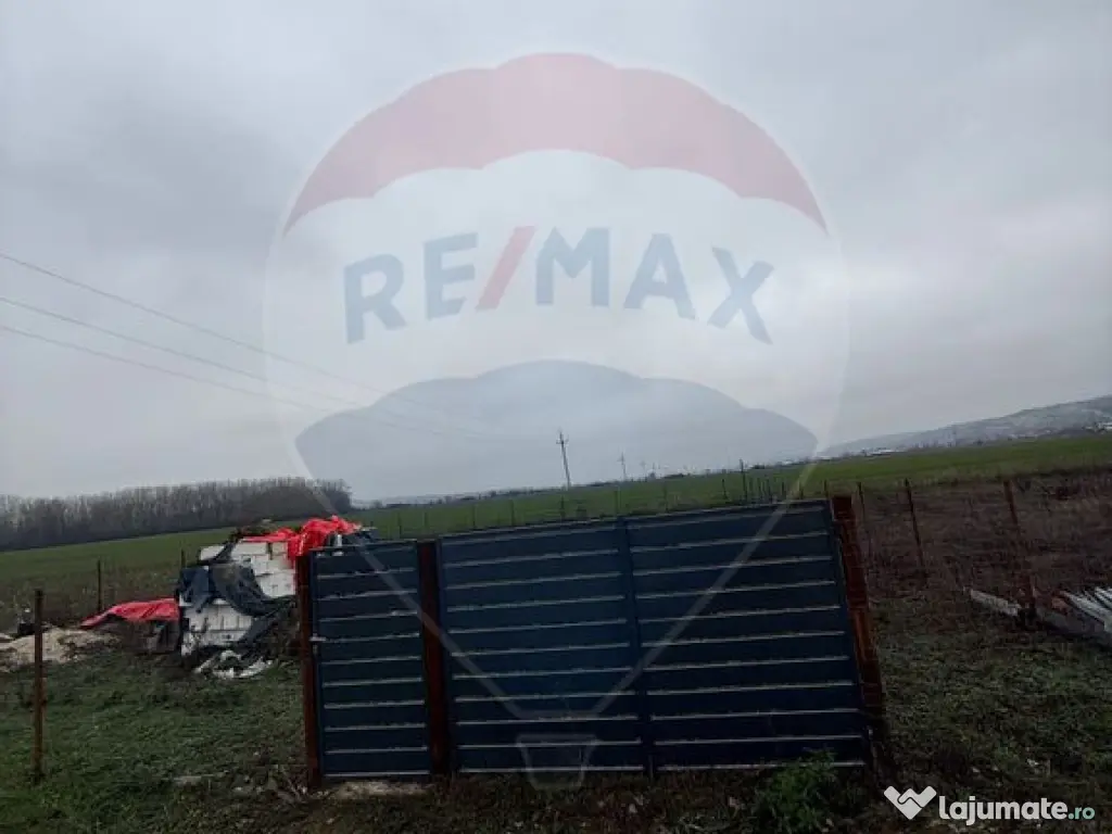 Teren de vanzare 