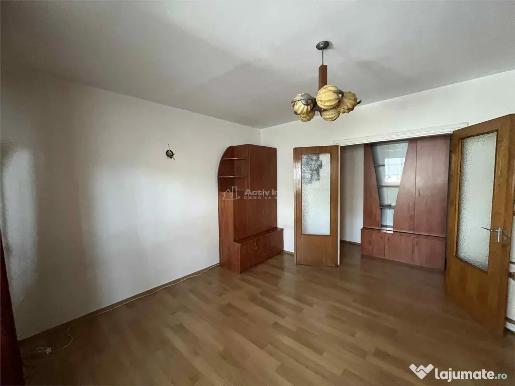 Apartament 3 camere - decomandat - Dr.Felix 