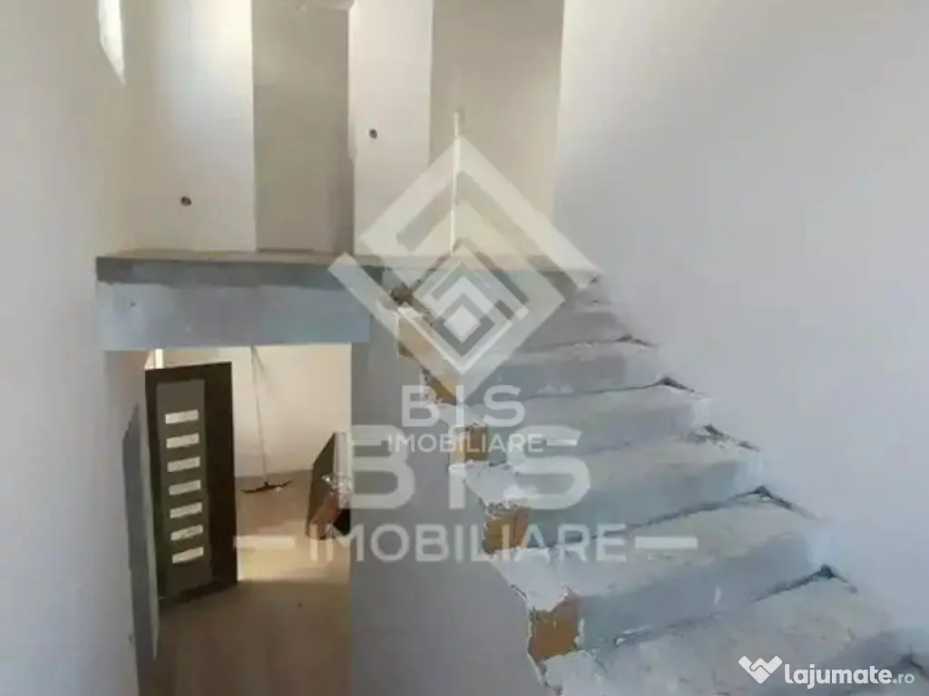 Casa Vila P+E - Zona Dedeman