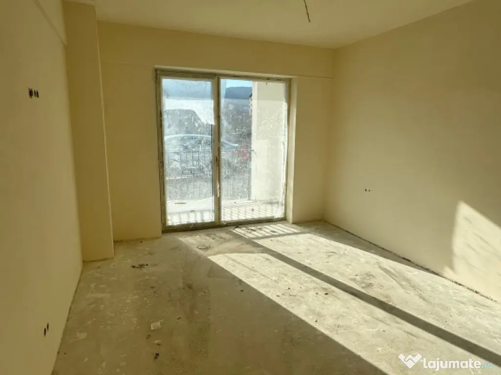Apartament 3 camere bloc nou la gri 