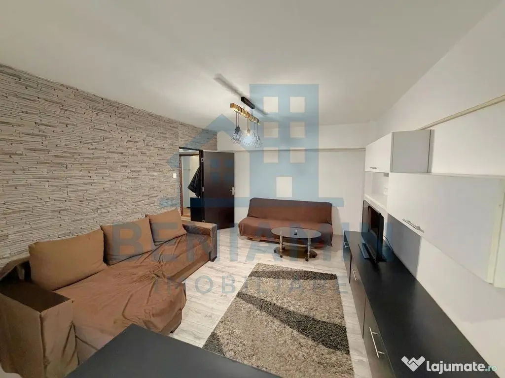 2 Decomandate Mobilat Utilat Calea Bucuresti Rotonda 52mp 