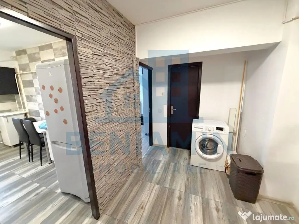 2 Decomandate Mobilat Utilat Calea Bucuresti Rotonda 52mp 