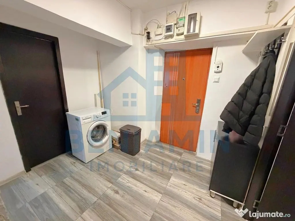 2 Decomandate Mobilat Utilat Calea Bucuresti Rotonda 52mp 