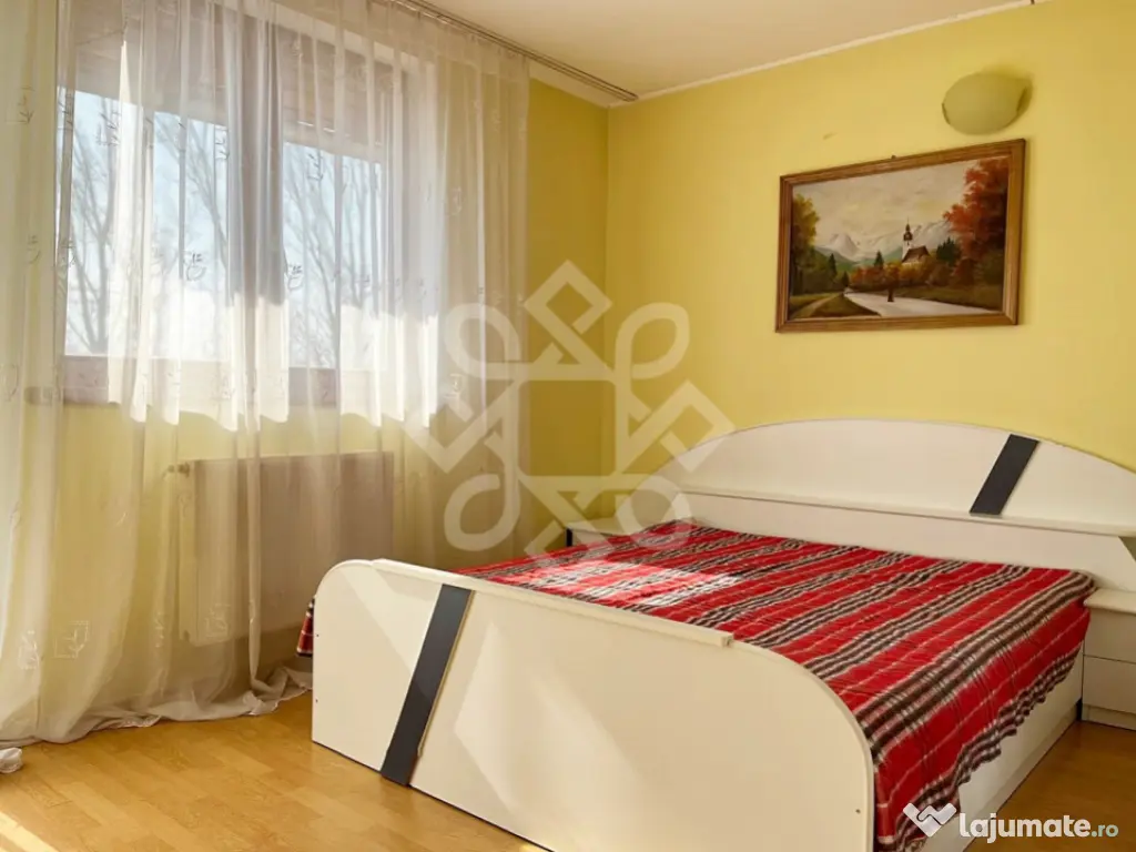 Vila cu teren 1270 mp pe Malul Crisului, Facliei Oradea 