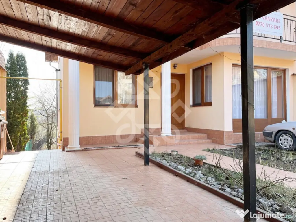 Vila cu teren 1270 mp pe Malul Crisului, Facliei Oradea 