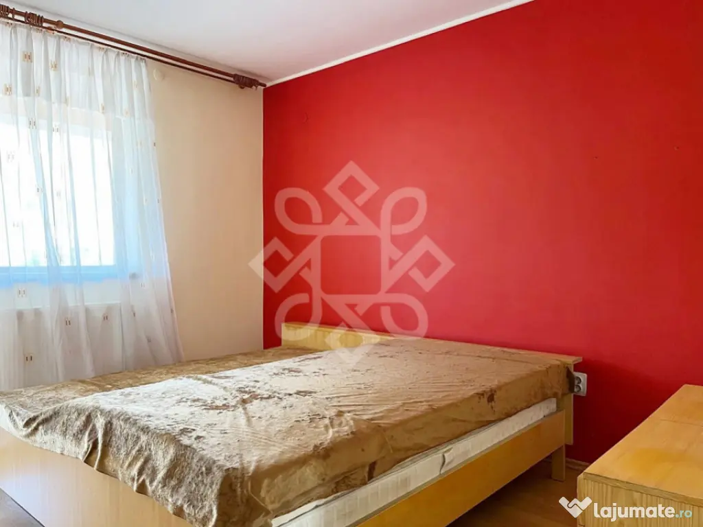 Vila cu teren 1270 mp pe Malul Crisului, Facliei Oradea 