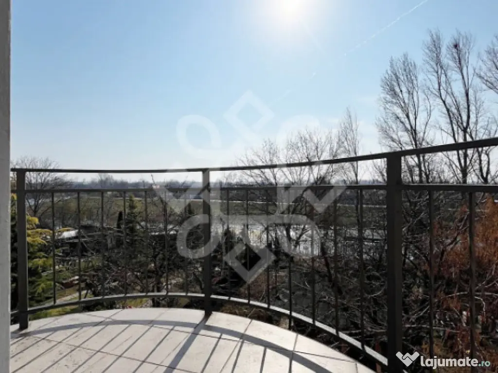 Vila cu teren 1270 mp pe Malul Crisului, Facliei Oradea 