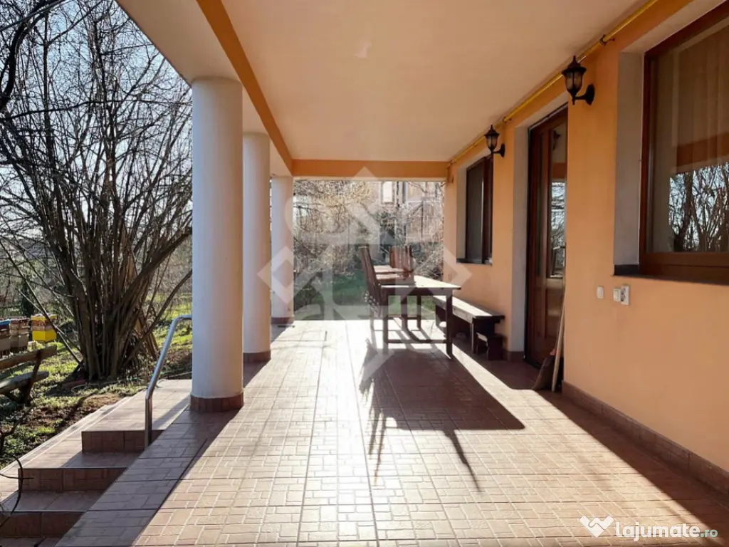 Vila cu teren 1270 mp pe Malul Crisului, Facliei Oradea 