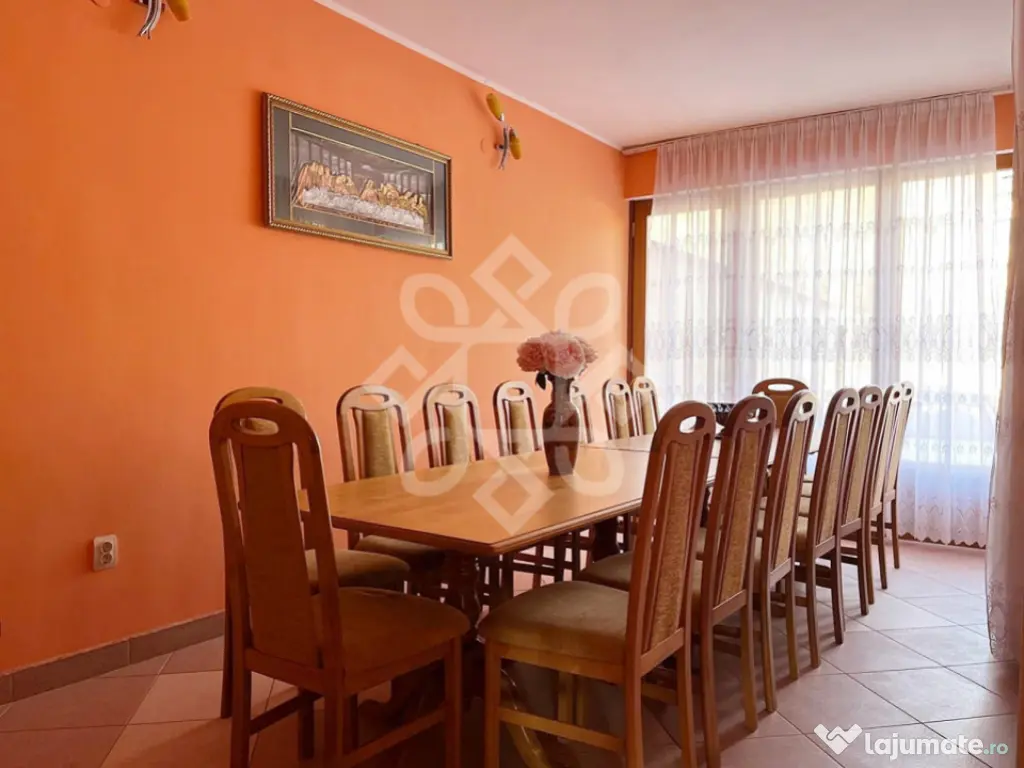 Vila cu teren 1270 mp pe Malul Crisului, Facliei Oradea 