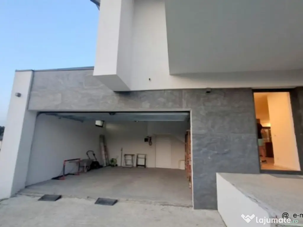 VILA 2021, 268mp, in BARNOVA – IASI, 