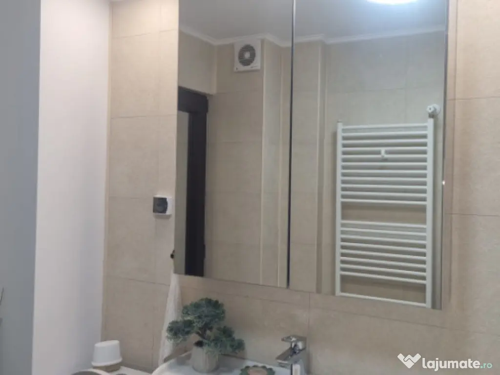 E3, etaj 2, decomandat, renovat, centrala termica 