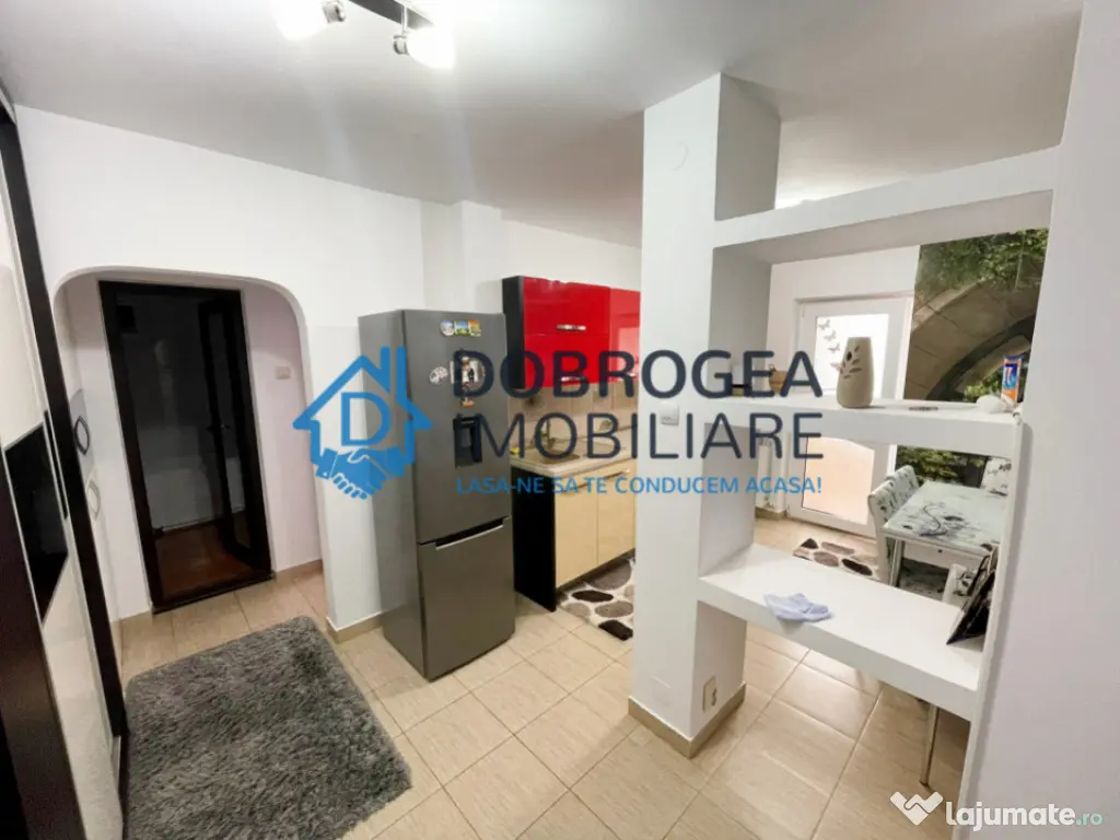 E3, etaj 2, decomandat, renovat, centrala termica 