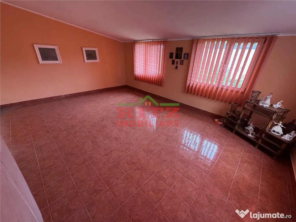 Imobil pretabil multiple functionalitati! 