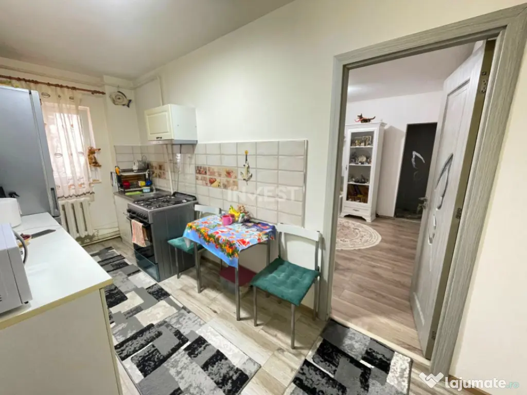 Apartament 2 camere-Baza 3-etaj 1-bloc 1978 