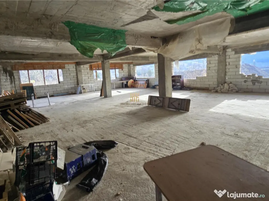 Spatiu Comercial cu terase si Hale de in Frasin Suceava 072 