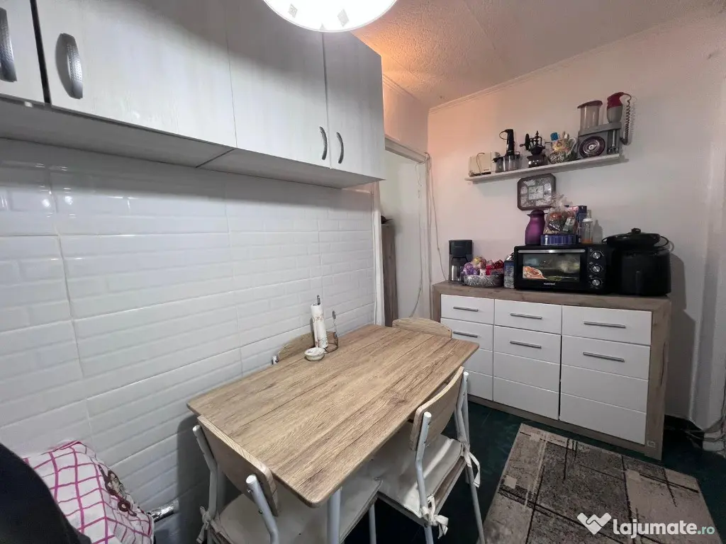 Apartament 2 camere, zona Uzo-Balcan 