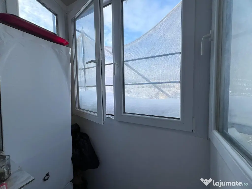 Apartament 2 camere, zona Uzo-Balcan 