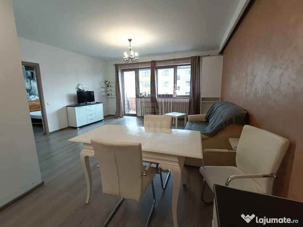Apartament 2 camere,semidecomandat,zona SubCetate