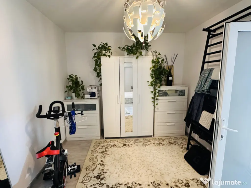 Vilă superbă Insiruita 140 mp , teren 150 mp, Apeductului,