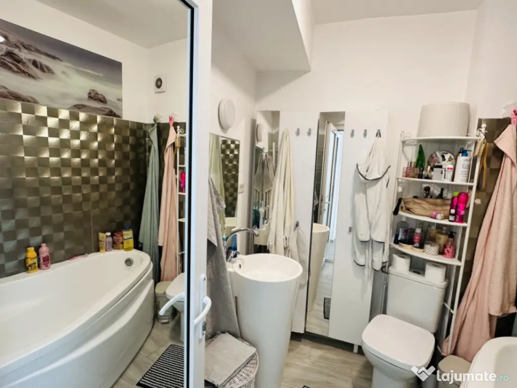 Vilă superbă Insiruita 140 mp , teren 150 mp, Apeductului,