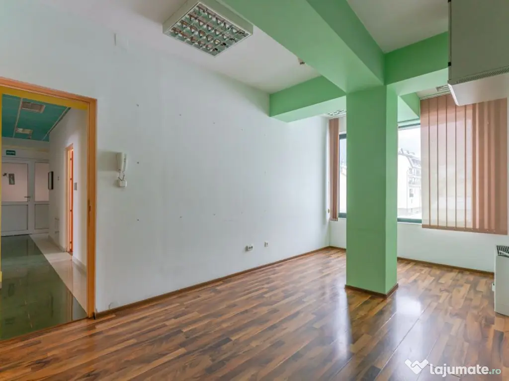 Spațiu birou individual în Brașov, Centru: 39 mp utili...