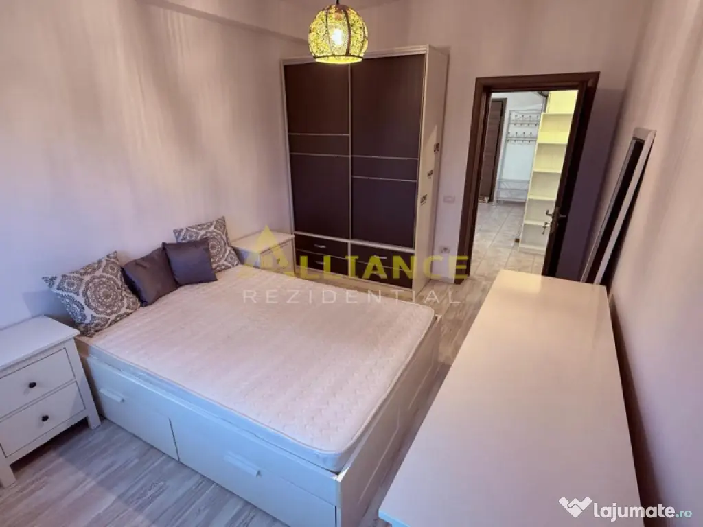 Apartament 3 camere de inchiriat 