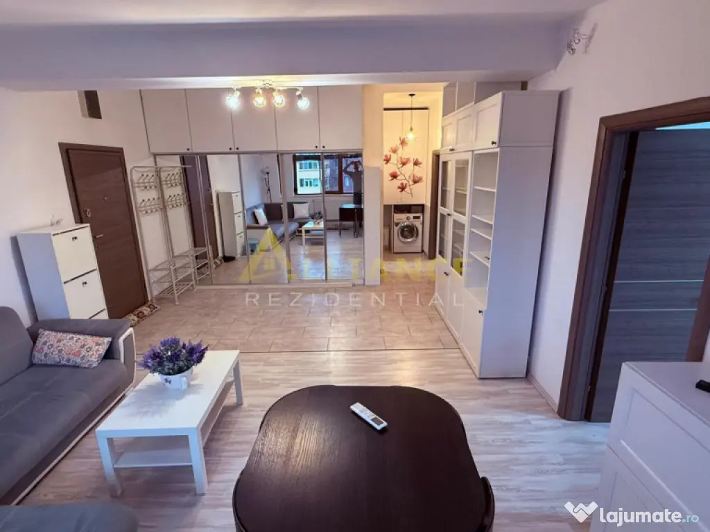 Apartament 3 camere de inchiriat 