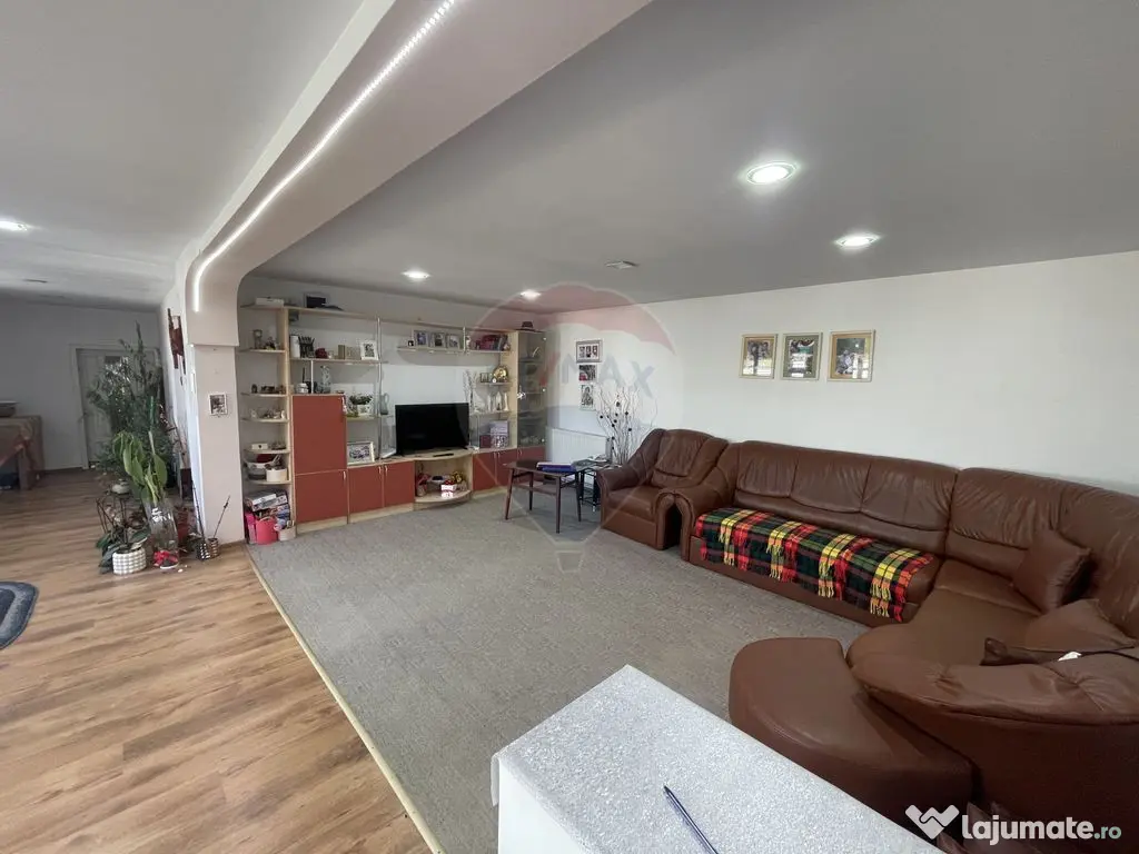 Casă de vanzare sat Rosioara 