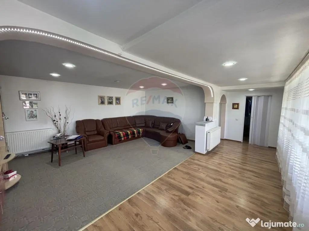 Casă de vanzare sat Rosioara 