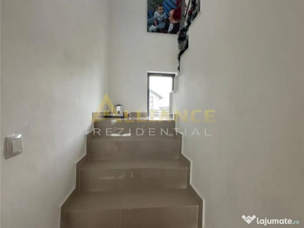 Vila Individuala - mobilata/utilata-teren 405-STV la 3 minut