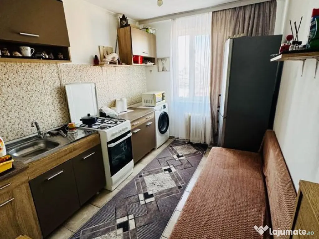 Garsoniera decomandata Palas 