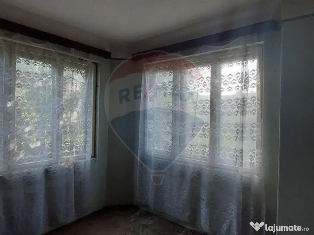 Casă individuala cu teren generos 