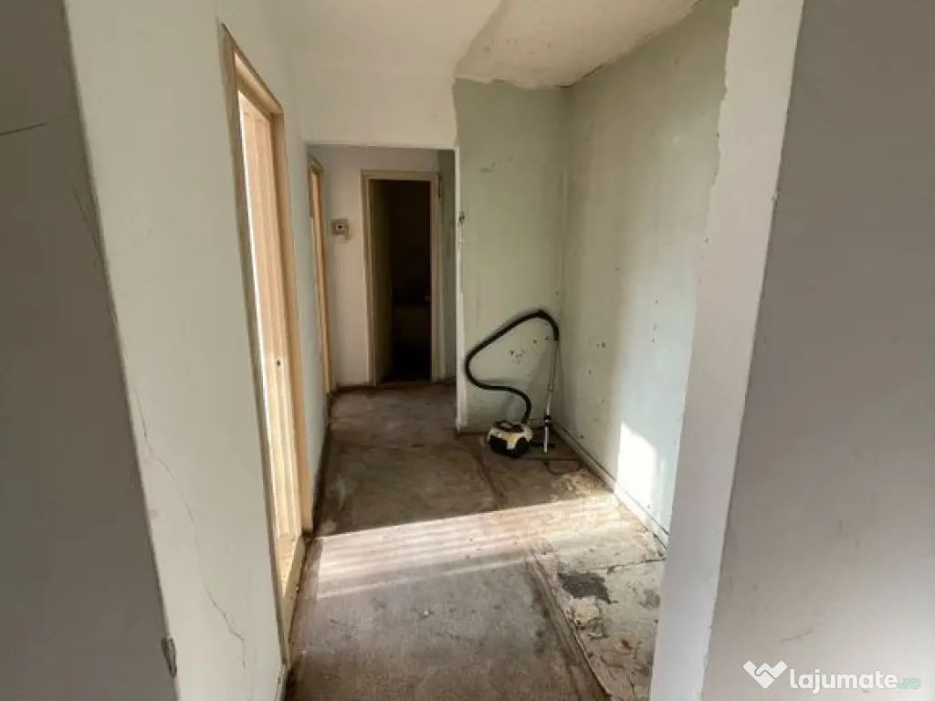 Apartament 3 camere decomandat Tomis Nord 