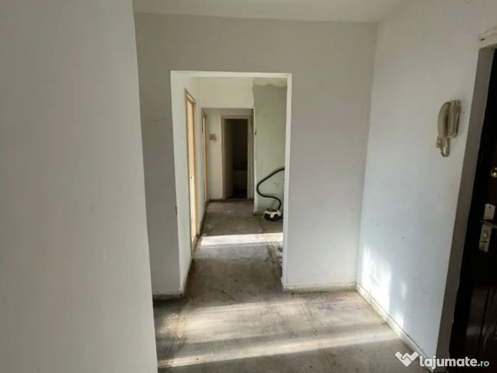 Apartament 3 camere decomandat Tomis Nord 