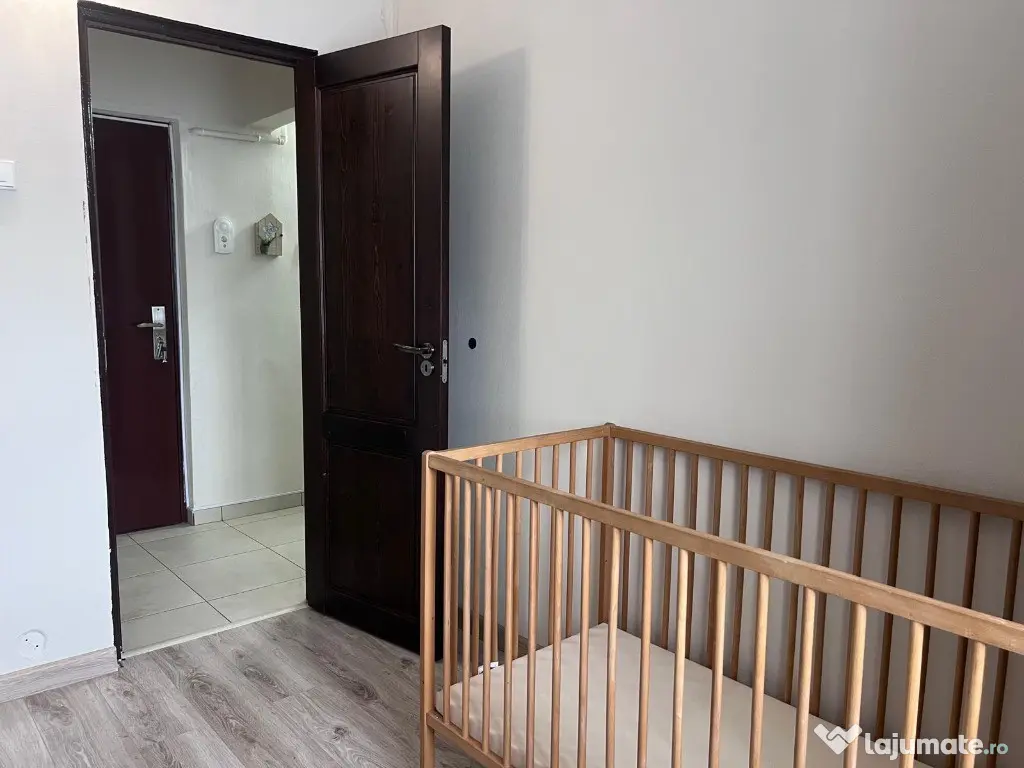 Apartament 3 camere, zona Mihai Eminescu-Penny 